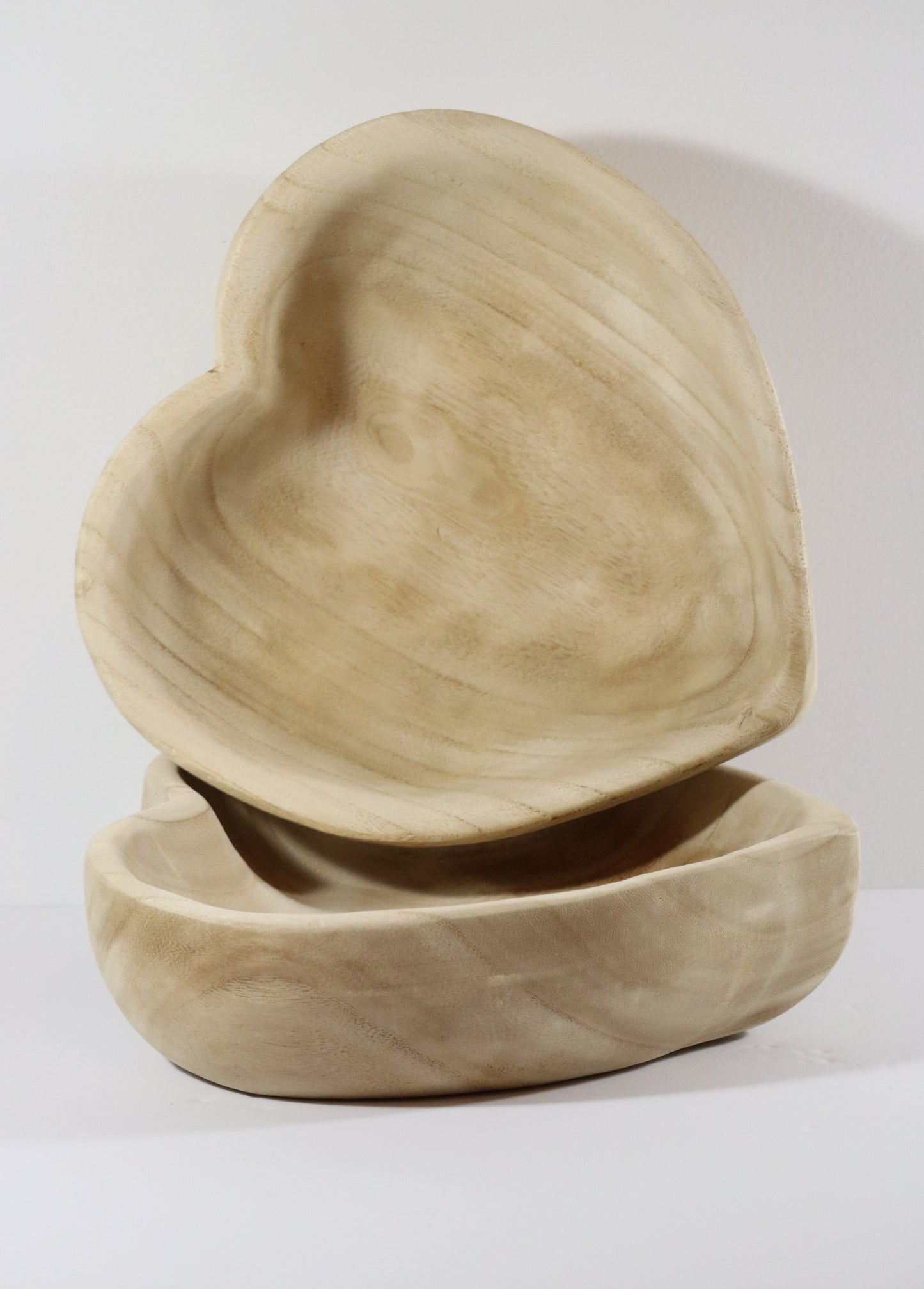 Wooden Heart Bowl in Natural Wood